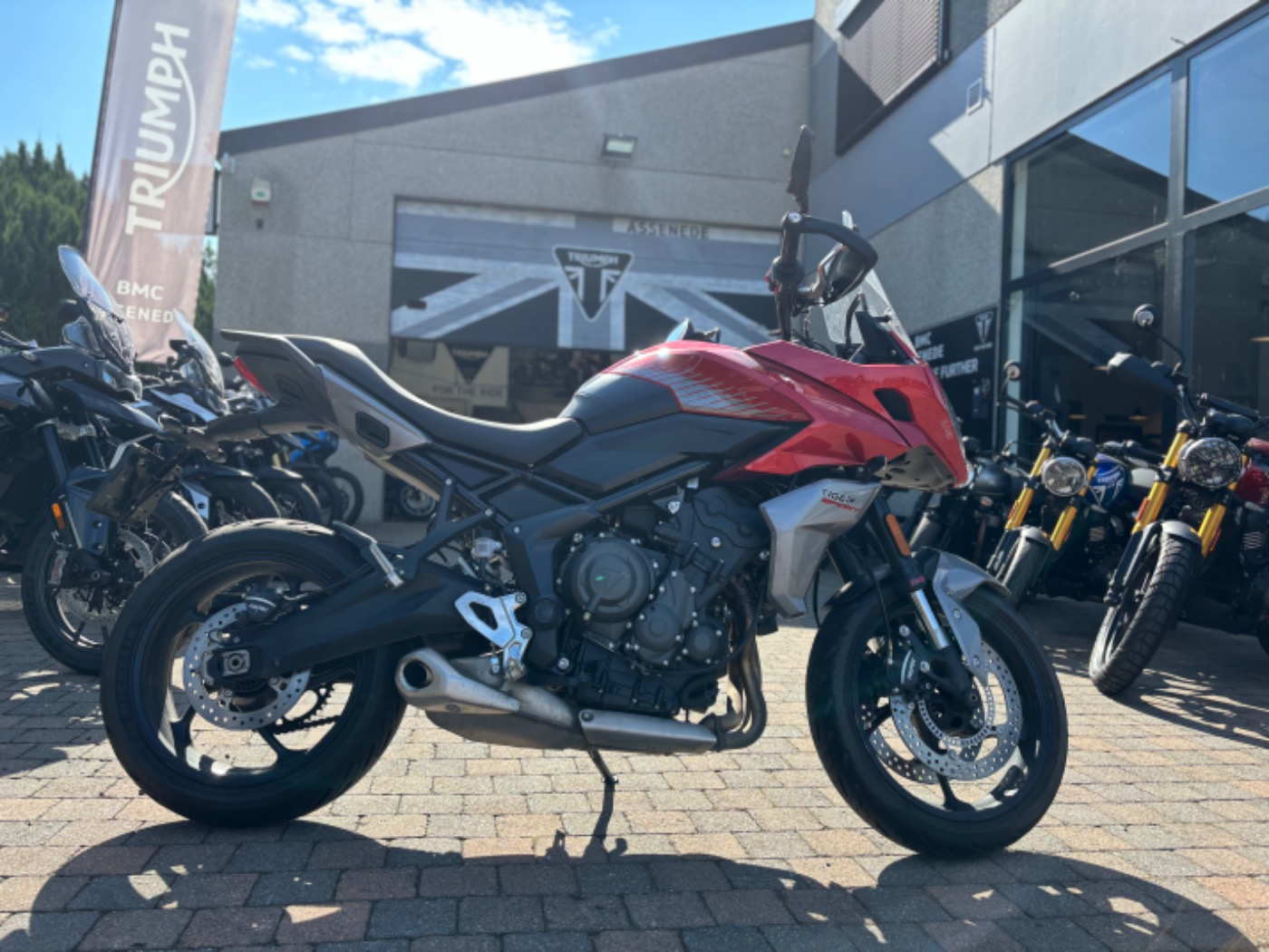 Tiger Sport 660 Korosi Red (DEMO)