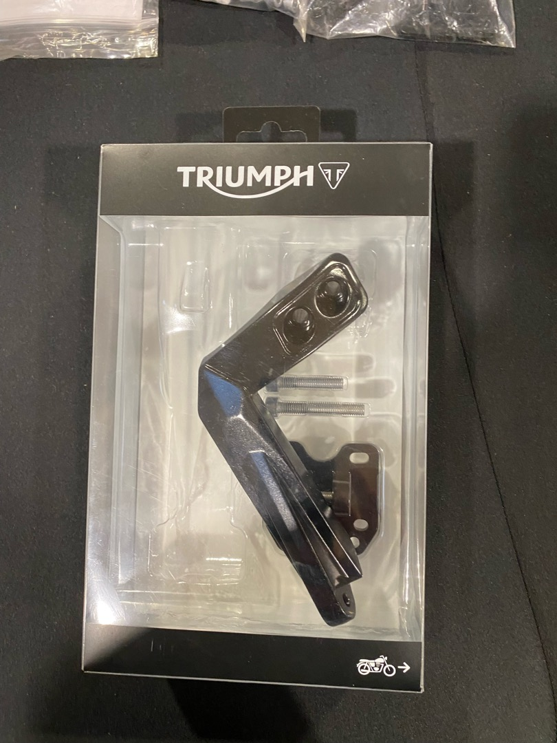 Triumph CNC Machined GPS Mounting Kit A9828022